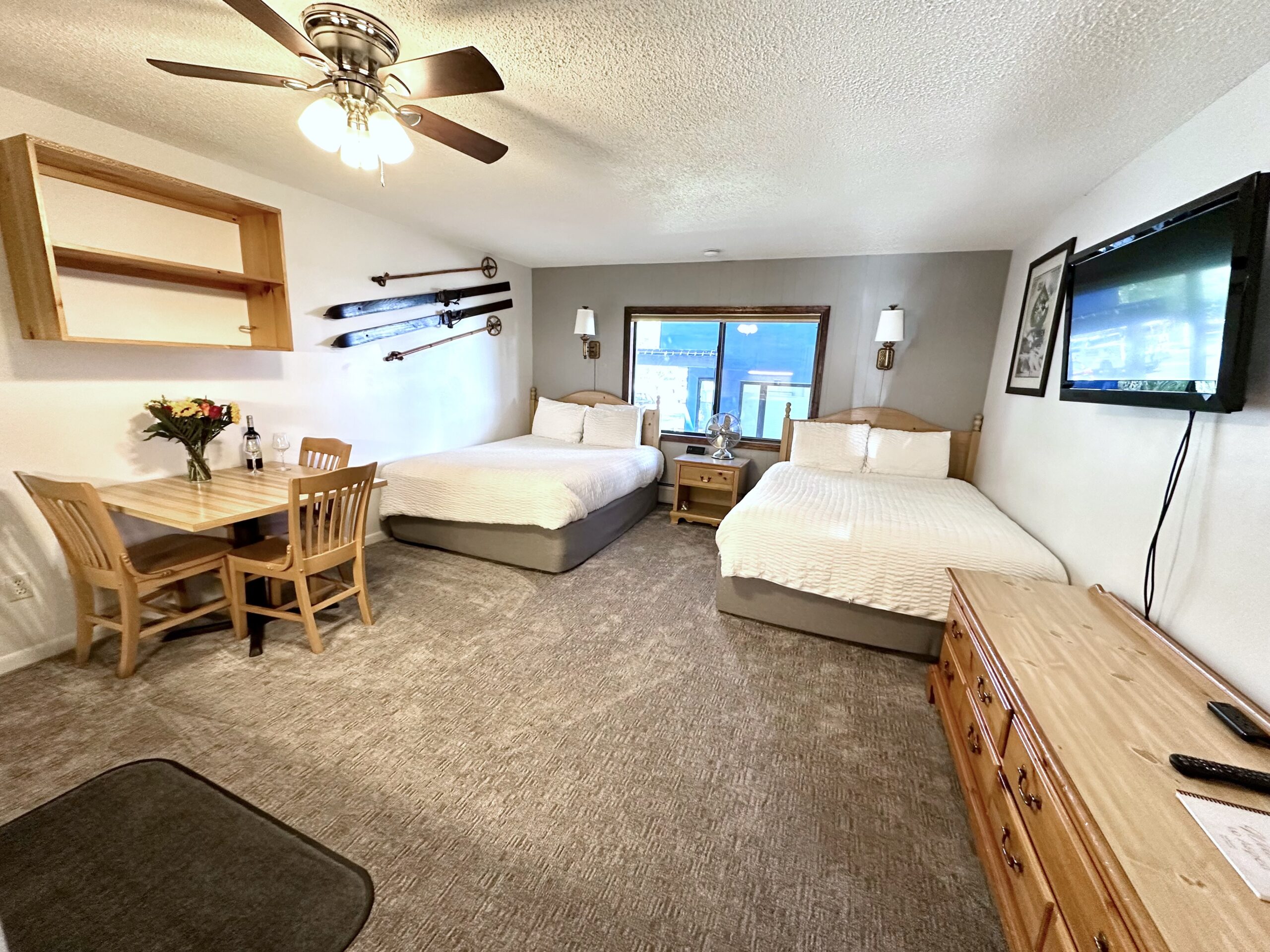 Bottom Floor Room Tyrolean Lodge
