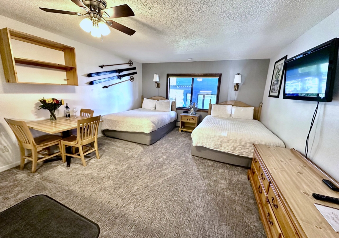Mid Floor Tyrolean Lodge