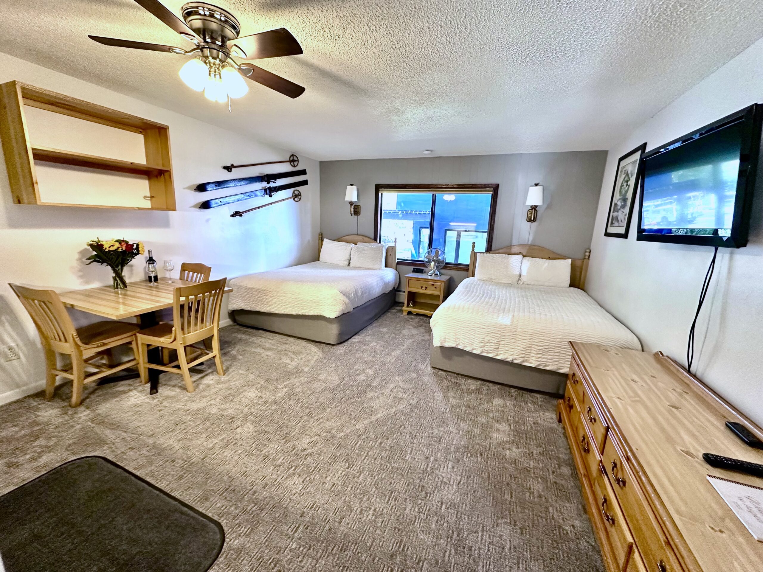 Mid Floor Tyrolean Lodge
