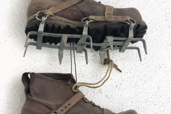 boots-crampons