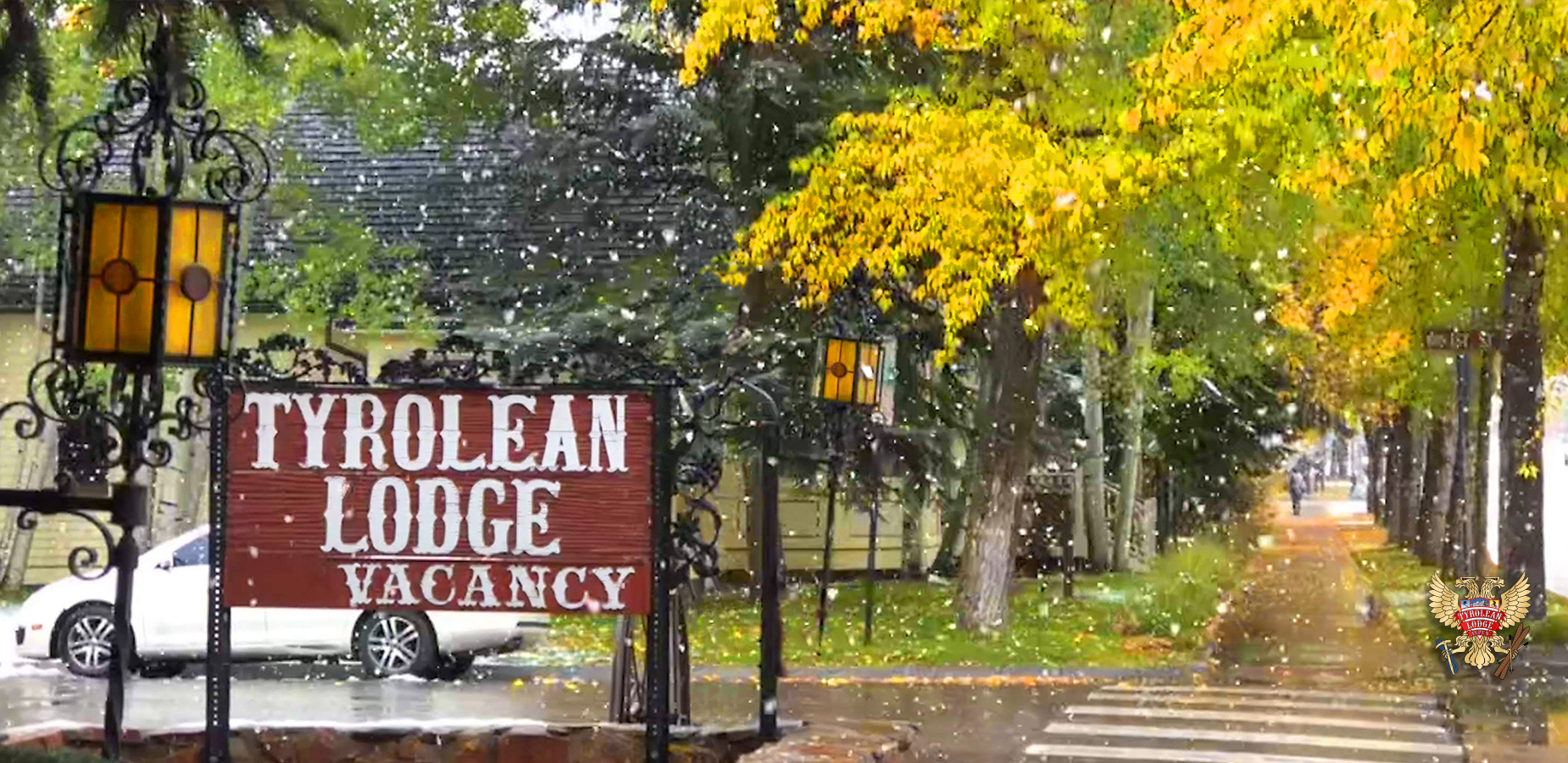 fall-lodge-flurry