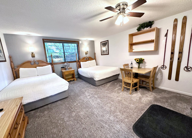 Bottom Floor Room Tyrolean Lodge